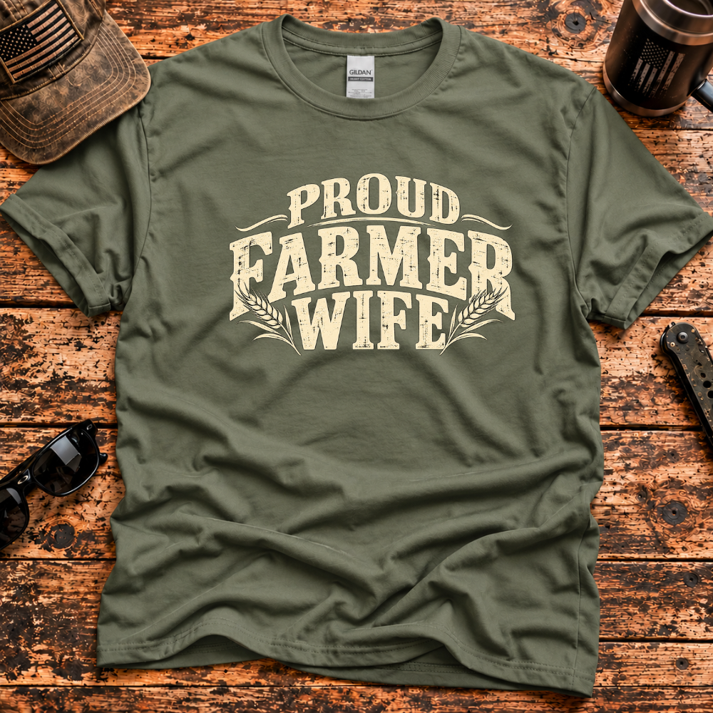 Proud Farmer Wife – Vintage Farm Life T-Shirt