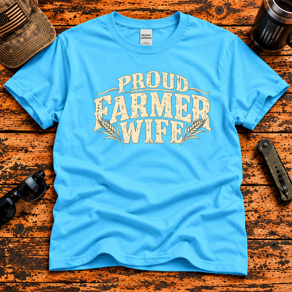 Proud Farmer Wife – Vintage Farm Life T-Shirt
